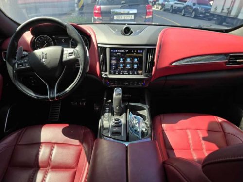 마세라티 르반떼 3.0 AWD 그란 스포츠 사진 3