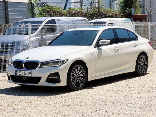 BMW 3시리즈 (G20) 320i M 스포츠 사진 2