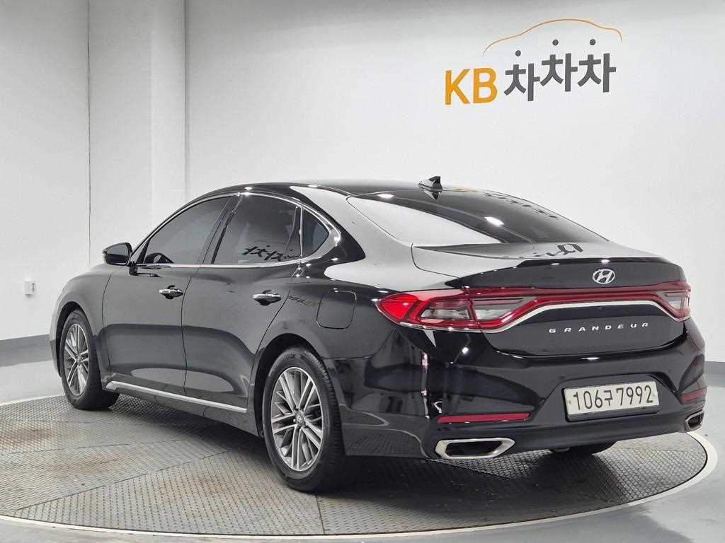 차량사진 2