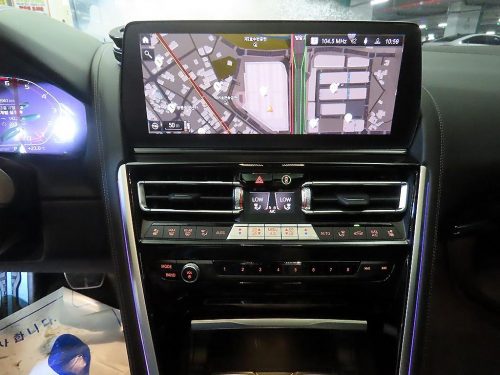 BMW 8시리즈 (G15) 사진 11