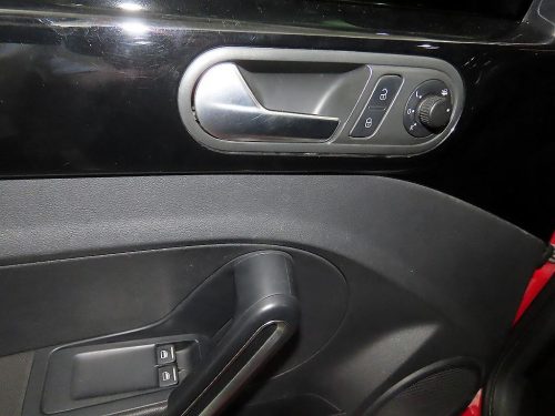 폭스바겐 더비틀 2.0 TDI 사진 13
