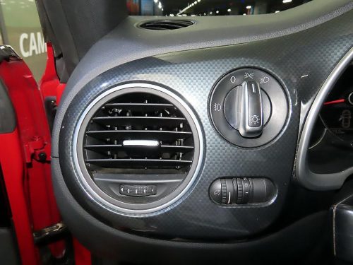 폭스바겐 더비틀 2.0 TDI 사진 14