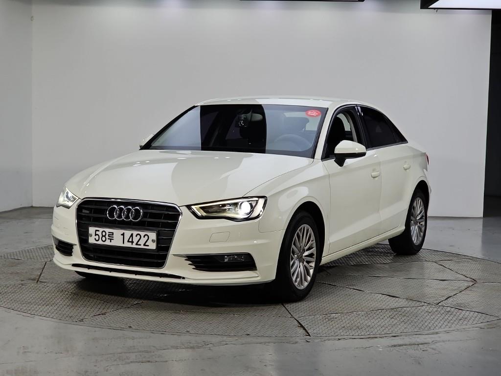아우디 뉴 A3 2.0 TDI