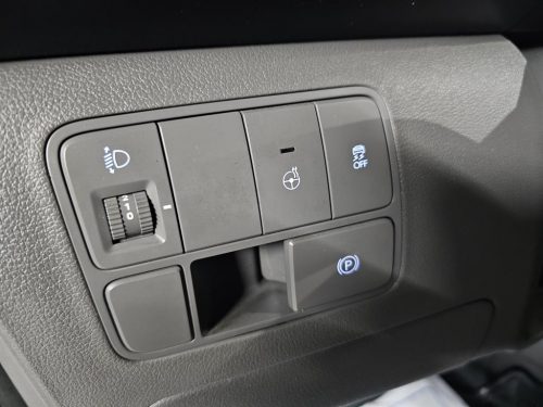 Hyundai Staria LPG Lounge Mobility 7-Seater photo 17