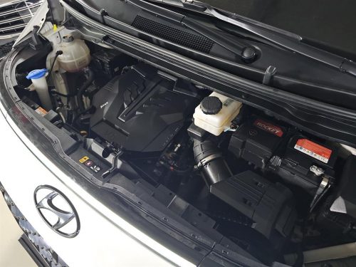 Hyundai Staria LPG Lounge Mobility 7-Seater photo 20
