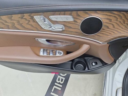 벤츠 E-클래스 W213 E220d 4MATIC 익스클루시브 사진 11