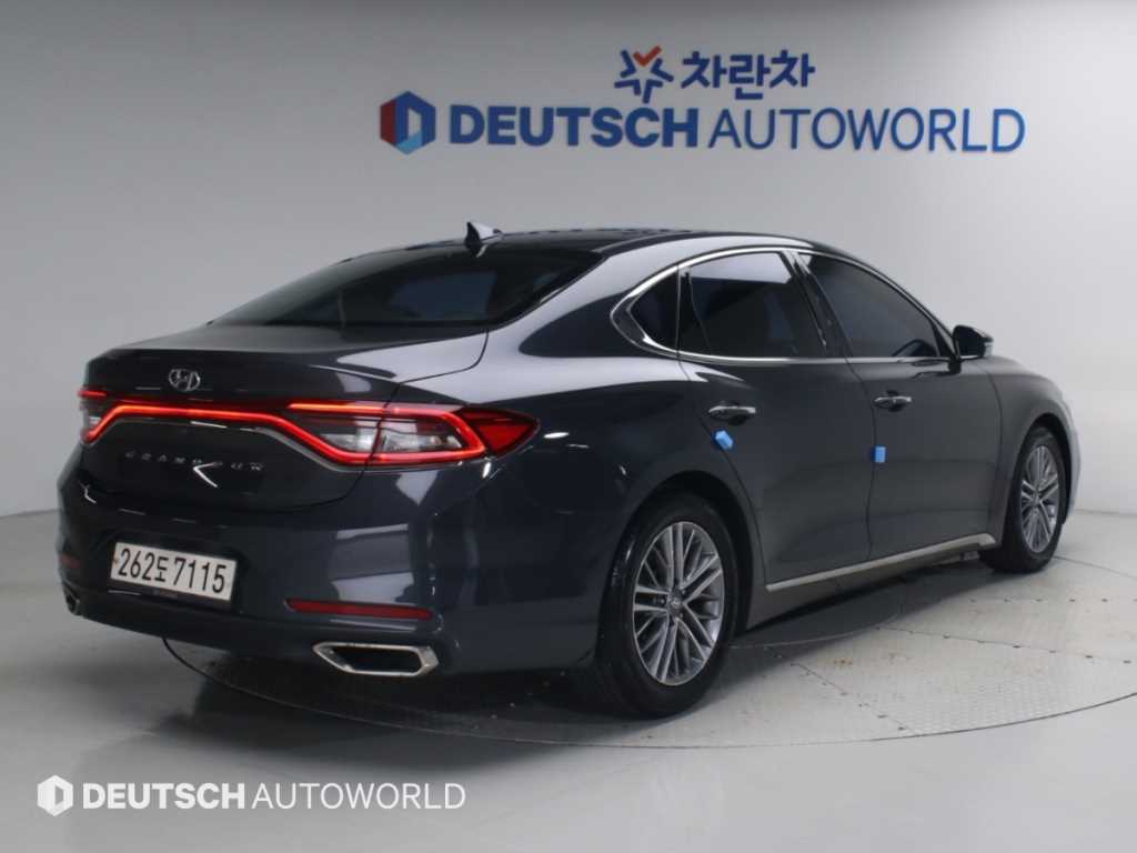 차량사진 2