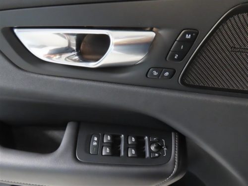 볼보 XC60(2세대) B6 AWD 인스크립션 사진 12