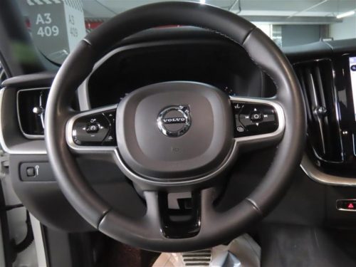 볼보 XC60(2세대) B6 AWD 인스크립션 사진 모두보기