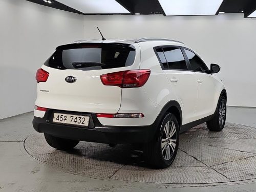 기아 더 뉴 스포티지 R 디젤 2WD 트렌디 사진 4