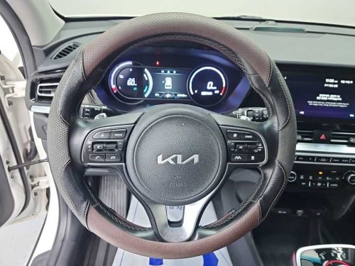 Kia Niro Plus EV Air (Taxi) photo 9