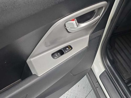 Kia Niro Plus EV Air (Taxi) photo 13