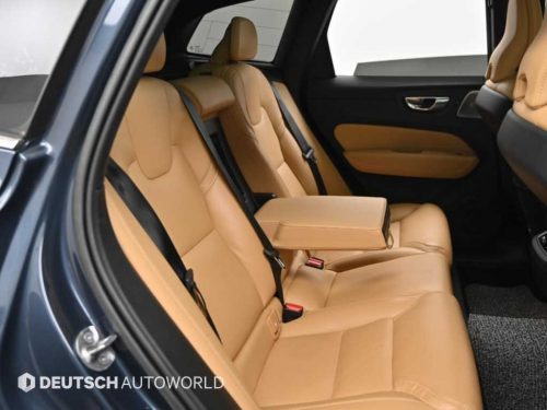 볼보 XC60(2세대) B6 AWD 얼티메이트 브라이트 사진 12