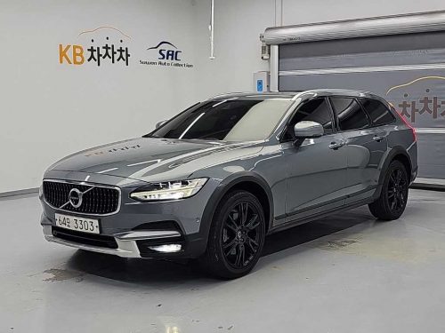 볼보 V90 크로스컨트리 D5 AWD