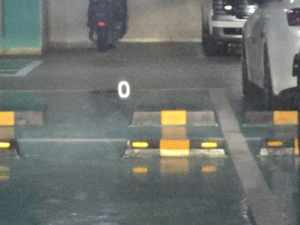 볼보 XC60(2세대) T8 AWD 얼티메이트 브라이트 사진 10