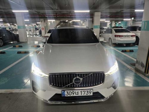 볼보 XC60(2세대) T8 AWD 얼티메이트 브라이트