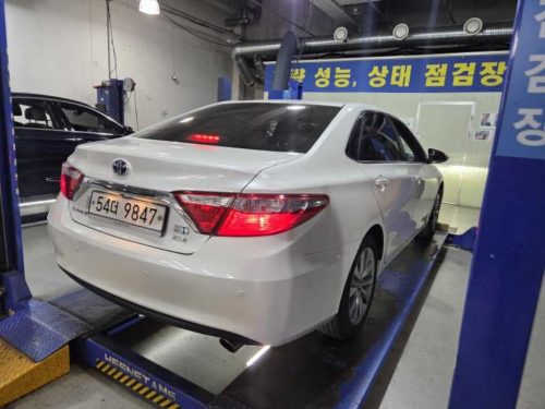 토요타 뉴캠리 하이브리드 XLE 사진 4