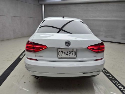 폭스바겐 더 뉴 파사트 2.0 TSI 사진 3