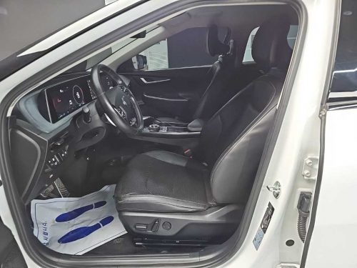 Kia EV6 Long Range Air photo 11