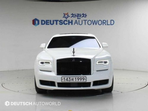 롤스로이스 고스트 6.6 V12 블랙 배지 사진 3