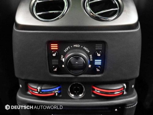 롤스로이스 고스트 6.6 V12 블랙 배지 사진 16