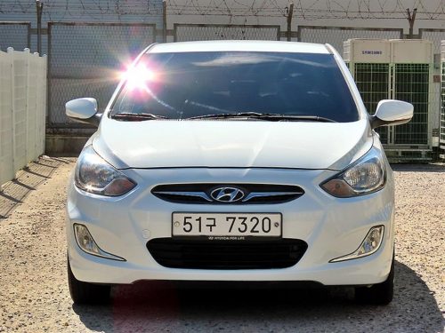 현대 엑센트신형 1.4VVT 모던