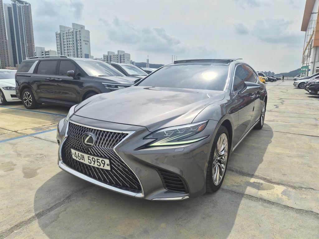 렉서스 LS500 3.5 럭셔리 AWD