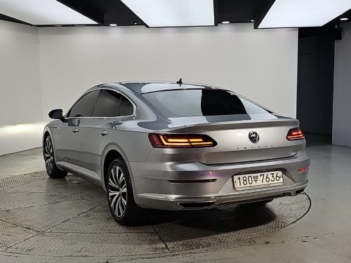 폭스바겐 아테온 2.0 TDI 엘레강스 프리미엄 사진 3