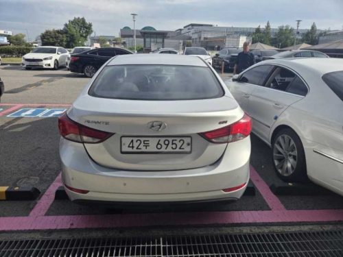 현대 더 뉴 아반떼 1.6 GDI 스타일 사진 4