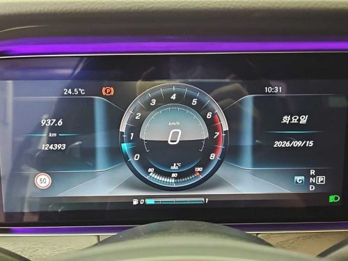 벤츠 E-클래스 W213 E300 4MATIC 아방가르드 사진 6