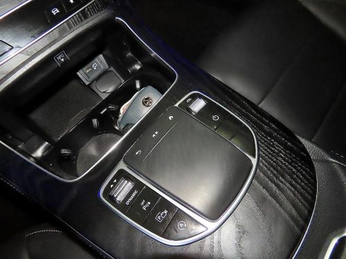 벤츠 E-클래스 W213 E220d 4MATIC AMG라인 사진 13