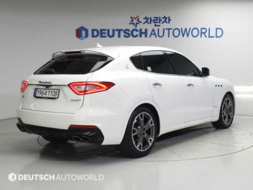 마세라티 르반떼 3.0 AWD 프리미엄 사진 2