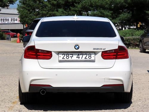 BMW 3시리즈 (F30) 320d M 퍼포먼스 에디션 사진 4