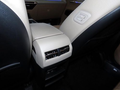 KG모빌리티(쌍용) 액티언(J120) 2WD S8 사진 모두보기