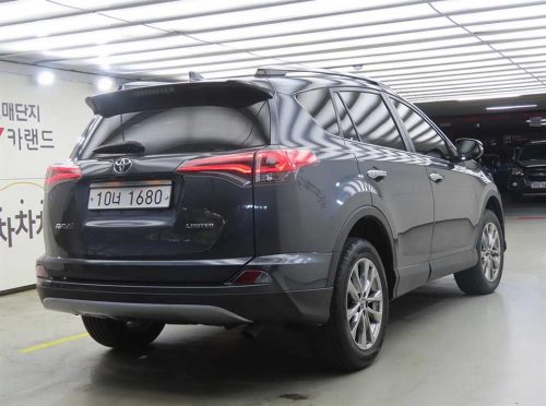 토요타 RAV4(5세대) 2.5 2WD 사진 4