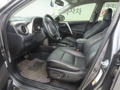 토요타 RAV4(5세대) 2.5 2WD 사진 5