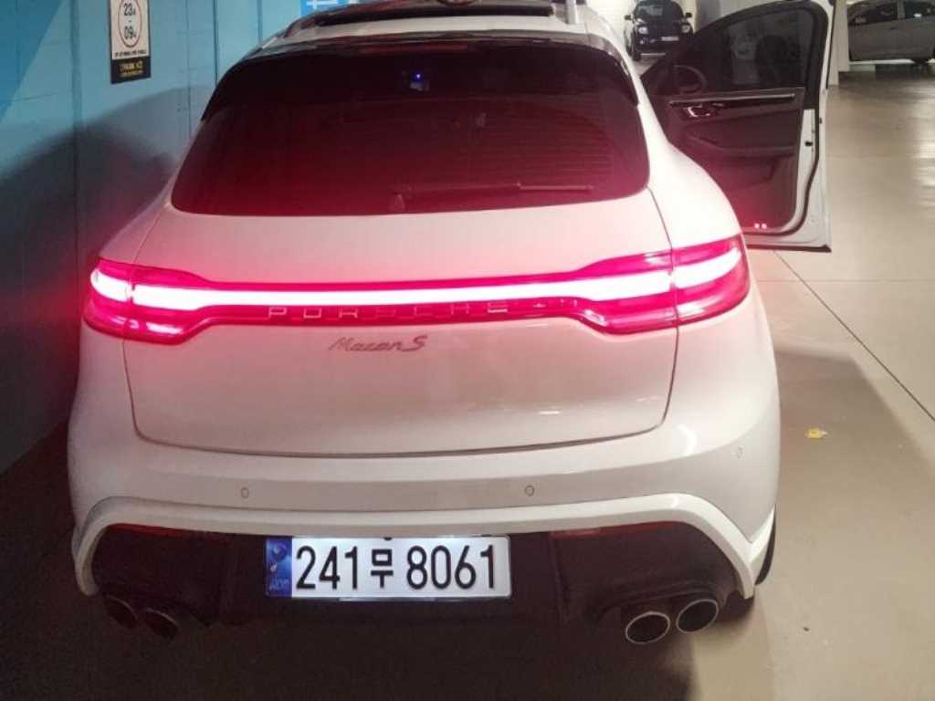 차량사진 2