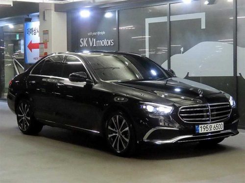 벤츠 E-클래스 W213 E300e 4MATIC 익스클루시브