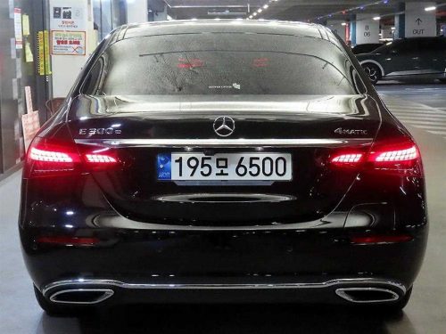벤츠 E-클래스 W213 E300e 4MATIC 익스클루시브 사진 5
