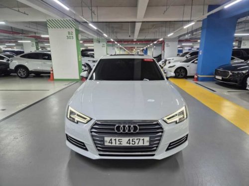 아우디 A4 (B9) 30 TDI