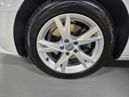 아우디 A4 (B9) 30 TDI 사진 20