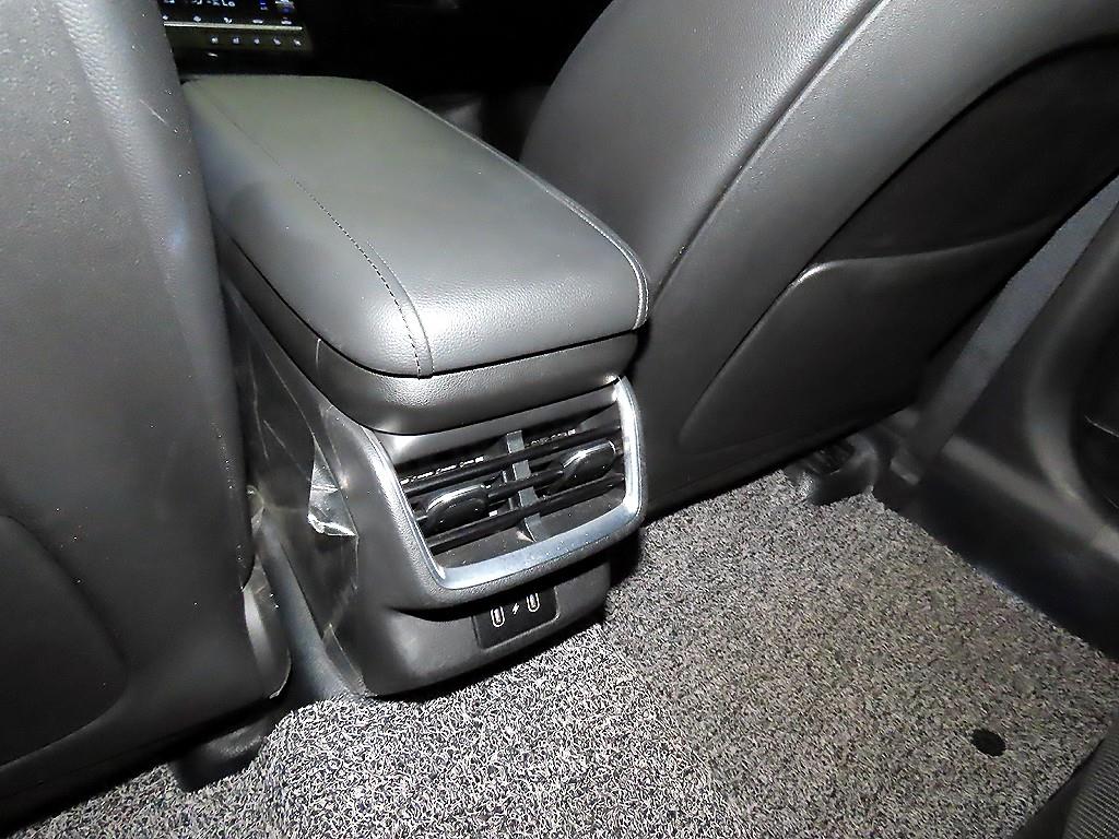 Vehiclephoto 17