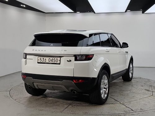 랜드로버 레인지로버 이보크 2.0 TD4 SE 사진 4