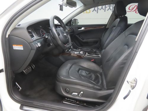 아우디 뉴 A4 2.0 TFSI 콰트로 사진 5
