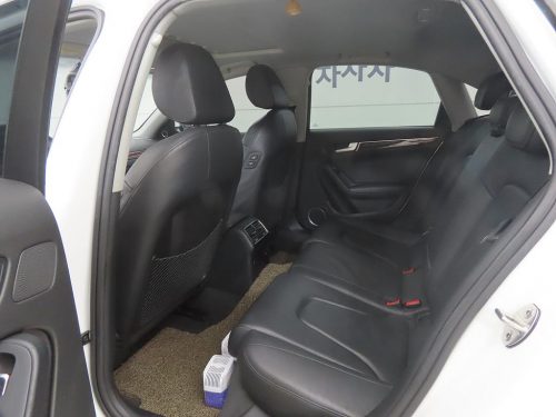 아우디 뉴 A4 2.0 TFSI 콰트로 사진 6