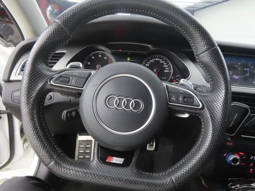아우디 뉴 A4 2.0 TFSI 콰트로 사진 8