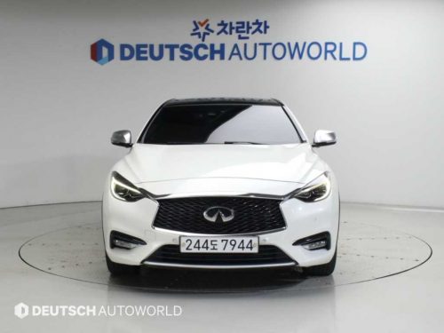 인피니티 Q30 2.0 카페 틱 사진 3