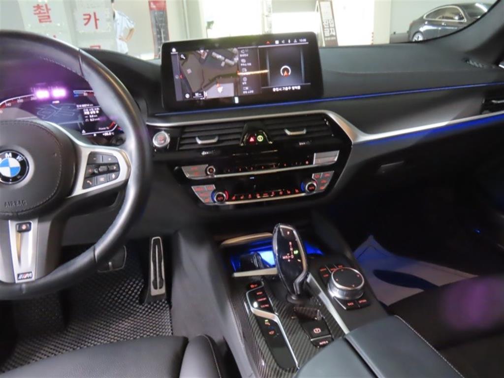 BMW 5시리즈 (G30) 523d M 스포츠 사진 16