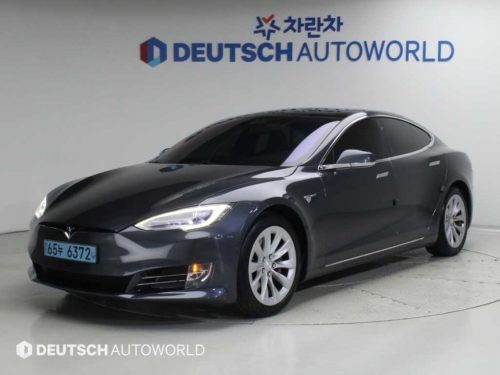 테슬라 모델 S 90D