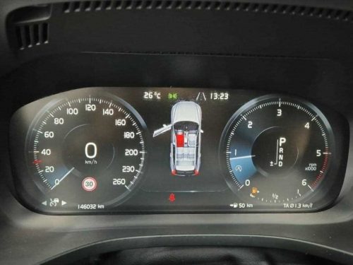 볼보 XC60(2세대) D5 AWD 인스크립션 사진 6